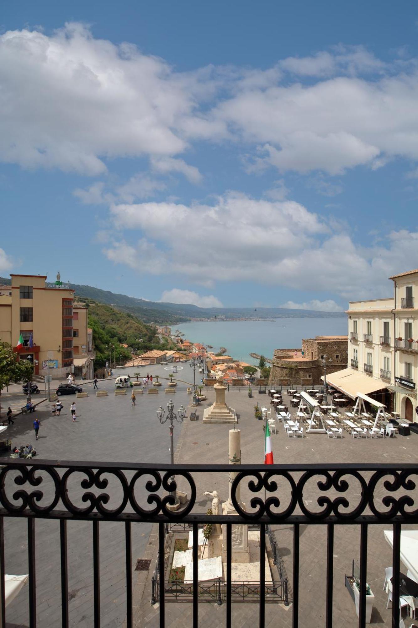 Hotel Della Piazza Πίτσο Εξωτερικό φωτογραφία