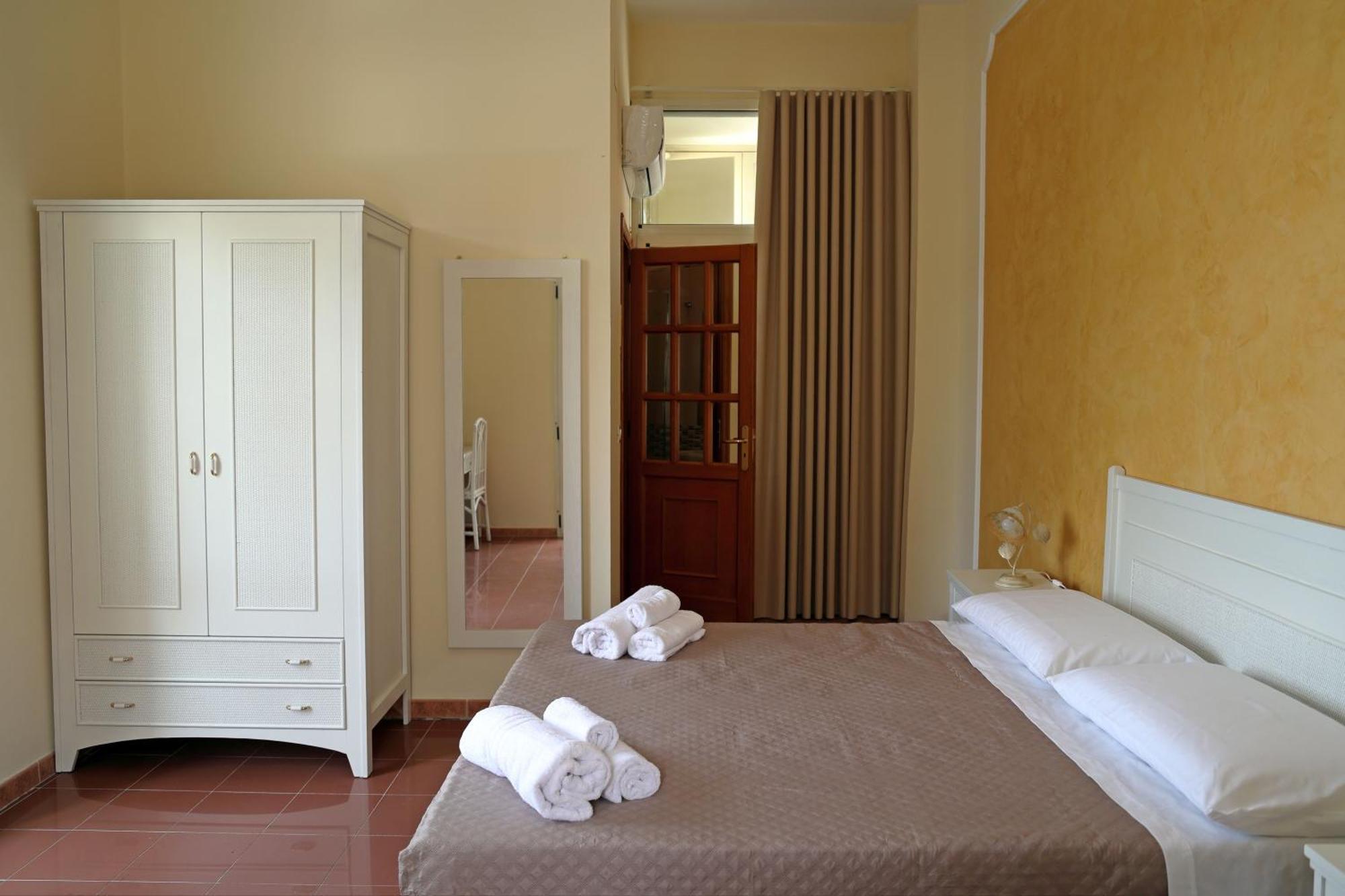 Hotel Della Piazza Πίτσο Εξωτερικό φωτογραφία