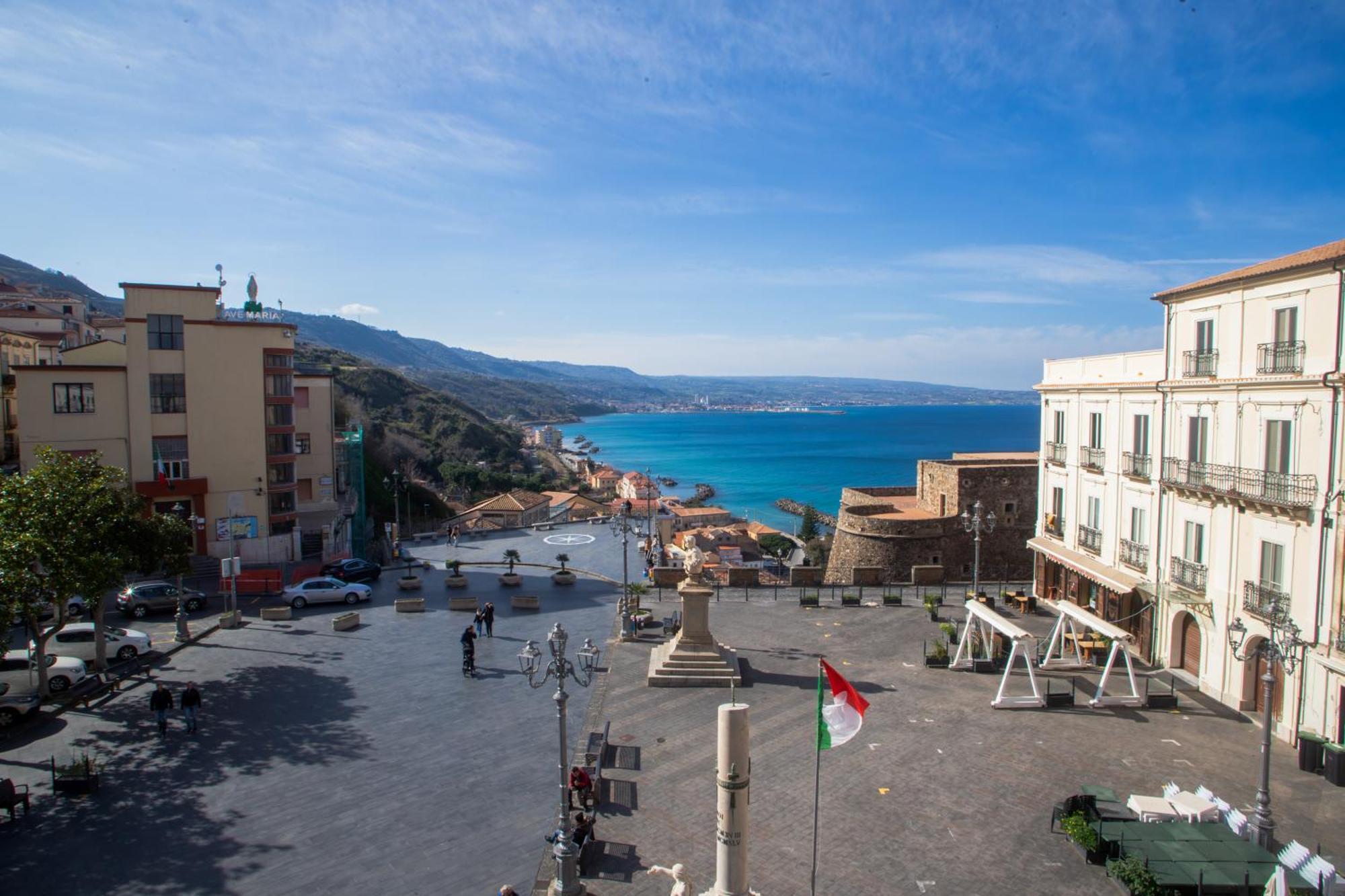 Hotel Della Piazza Πίτσο Εξωτερικό φωτογραφία